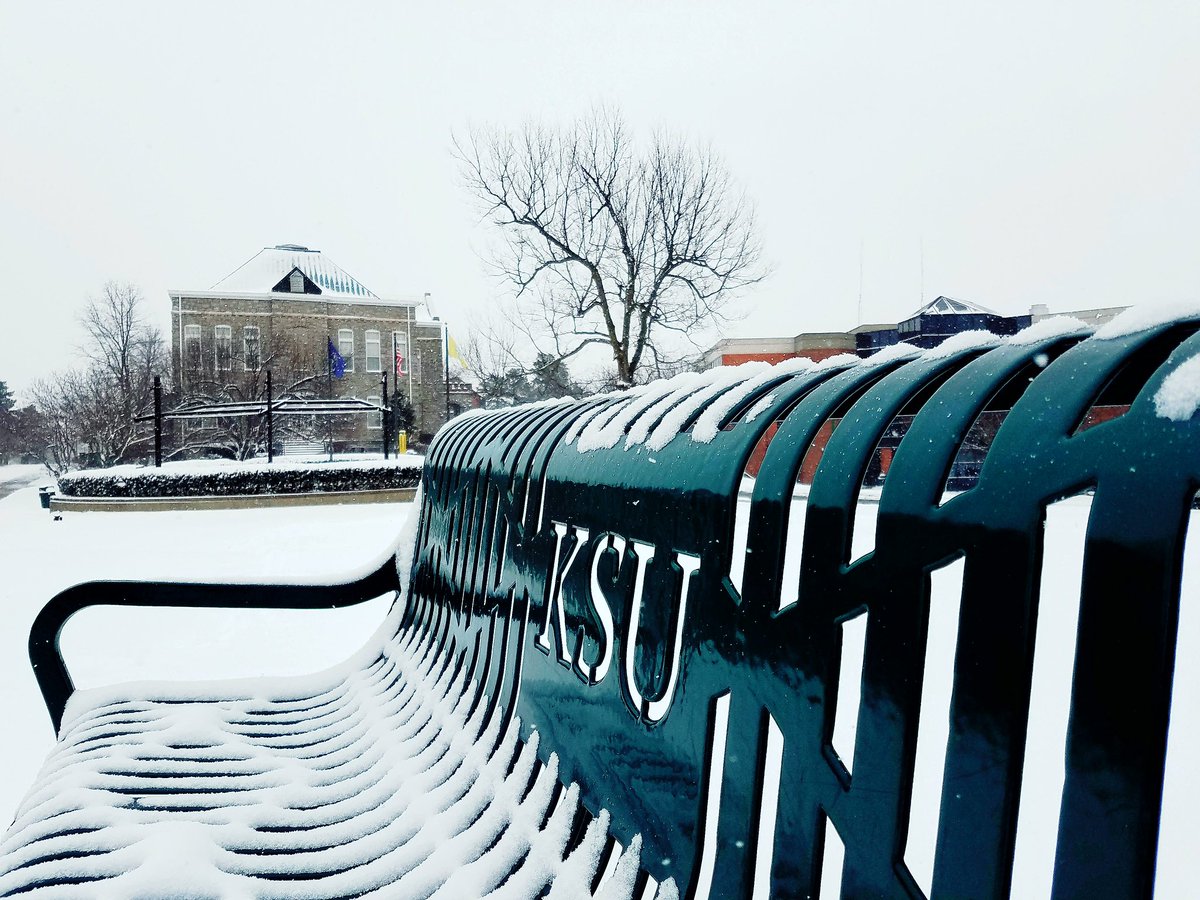 KSUPrez's tweet image. 🌨️ Winter is here, Thorobreds! Your safety matters to us! Your well-being is our top priority! Stay safe and stay warm during this winter season!  ❄️ Look out for campus announcements and updates. #KentuckyStateUniversity #KSUWinterSafety