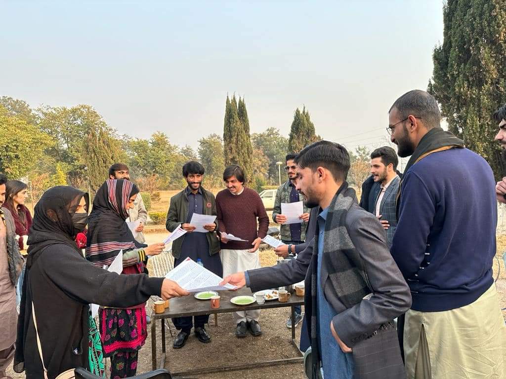 BYCKarachi's tweet photo. Glimpses of Pamphleting regarding the upcoming one day International Oppressed People's Conference in different areas of Islamabad.

Join us on January 21st at National Press Club, Islamabad.

#MarchAgainstBalochGenocide https://t.co/j1K9qIqbyj