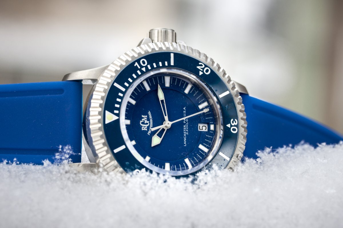 A snowy day here in Pennsylvania.  Our RGM Model 300 Diver is right at home.

#rgmwatchco #rgmwatches #rgmwatch #watch #watches #wristwatch #wristwatches #watchmaking #watchmaker #independentwatchmaking #independentwatchmaker
#bluedial #divewatch #divewatches #watchinsnow