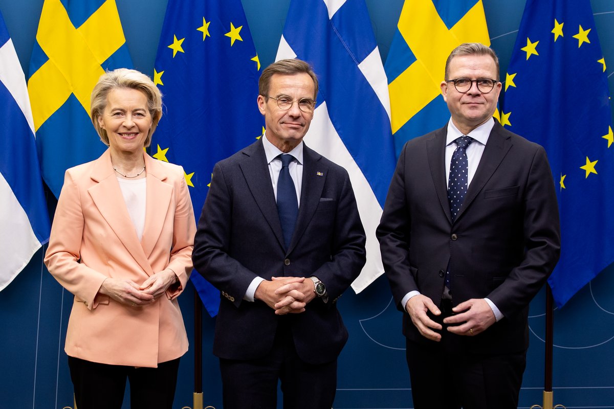 SwedeninEU's tweet photo. Today @SwedishPM welcomed @vonderleyen and @PetteriOrpo for discussions on competitiveness, forests and the green transition. They also visited @storaenso biomaterials innovation laboratory and discussed the EU dimension of forestry in the Nordic countries. https://t.co/ldpuZkVaj0