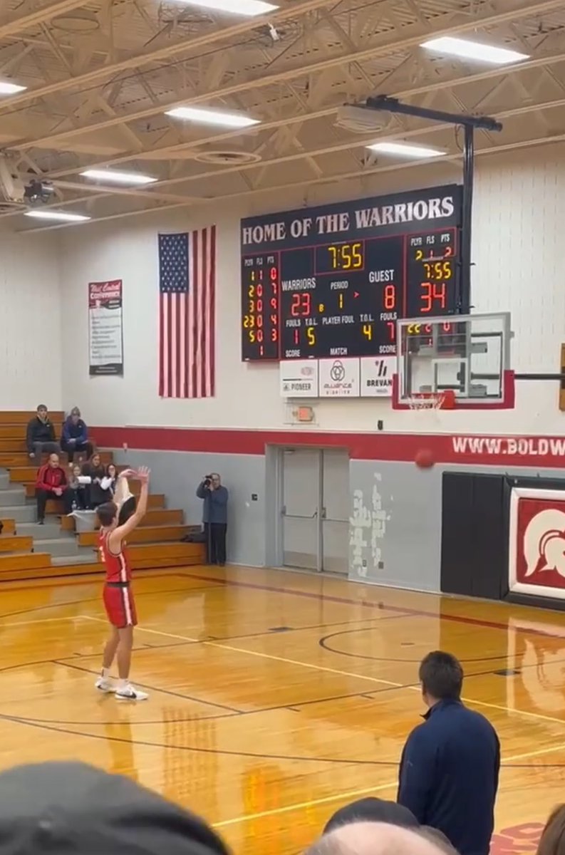 BOLD BOYS BASKETBALL (@boldboysbball) on Twitter photo Congratulations to <a href="/jacktgross4/">Jack Gross</a> on reaching the 1000pt Milestone for his career last night! Congratulations to <a href="/jacktgross4/">Jack Gross</a> on reaching the 1000pt Milestone for his career last night!