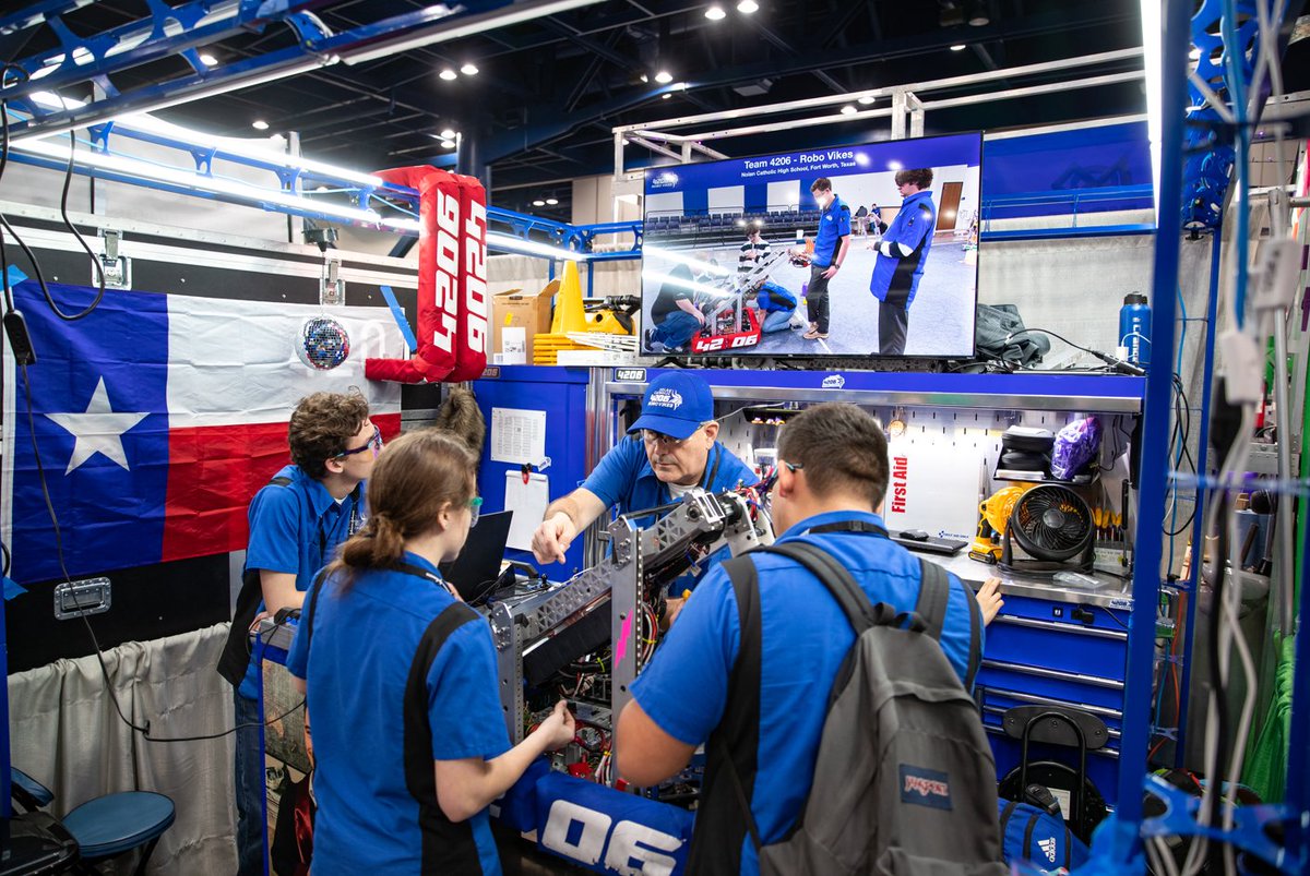 Every year, the same question is raised: “How much involvement in building the robot should the mentors have?” Learn more about the important role of FIRST Robotics Competition mentors in this new blog post: hubs.ly/Q02h1D5P0
