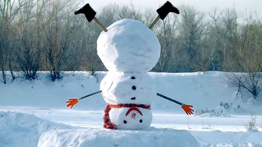 The snow has come and with it brings an elearning day! 
Remember to check Canvas for your assignments and Sora for our digital library! 
Stay safe and warm CG ❄️ We will see you Monday ❄️ #e3cg #cgi3