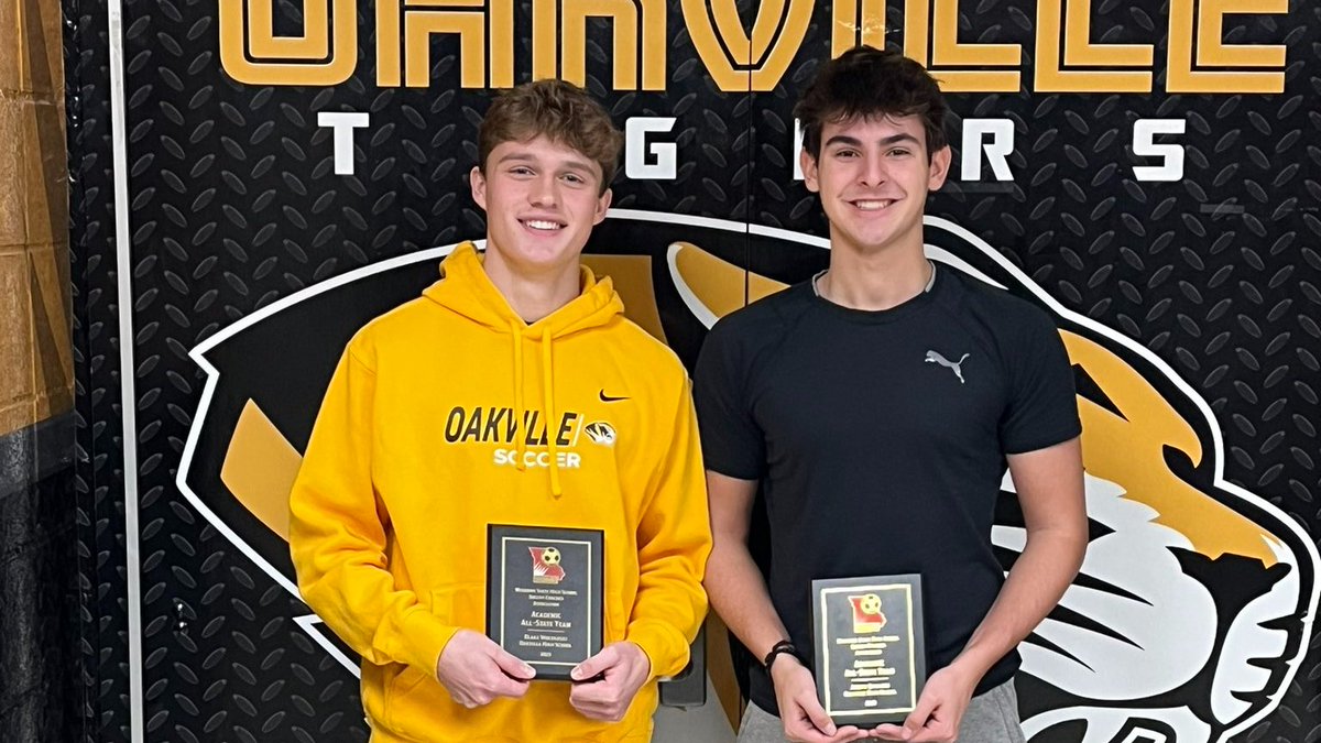 Two <a href="/OHS_Tigers/">Oakville High School</a> soccer team members were named to the Academic All-State Team. Congratulations to Blake Woldanski and Joey Effinger! 💙⚽ #msdr9 

Visit bit.ly/msdr9distincti… to view more award-winning students and staff!