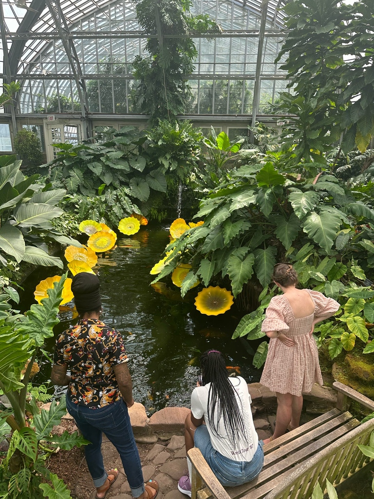 SparkVentures's tweet photo. Anyone else reminiscing of warm summer weather? Take a look at these pictures of We Grow Chicago's "Kids on the Move" summer camp. Thanks to the generosity of the Spark community, we provided buses for field trips where children enjoyed opportunities for exploration &amp; learning. https://t.co/G0QuvifVoG