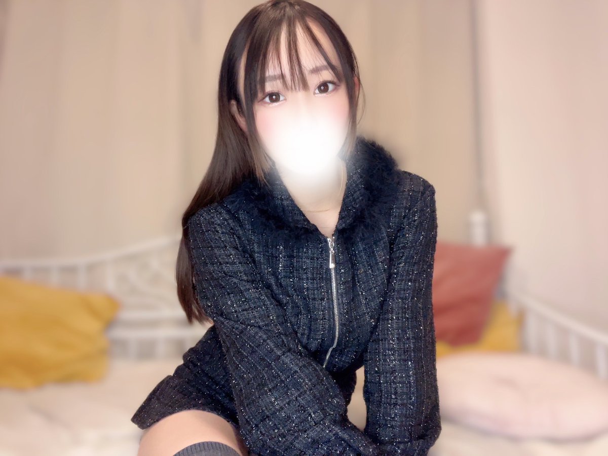 【さき15000人プレゼント企画】
画像チャック開けた下着丸見えバージョンプレゼント💙

▼参加条件▼
❶：RT
❷：いいね
❸：「🐰」()とリプ
❹：❶〜❹の3つがわかるスクショをDM
※フォロワー様限定(新規の方も大歓迎)

■締め切り：1/21(日)23:59まで

前回は条件クリア者全員に配ったからお気軽に
