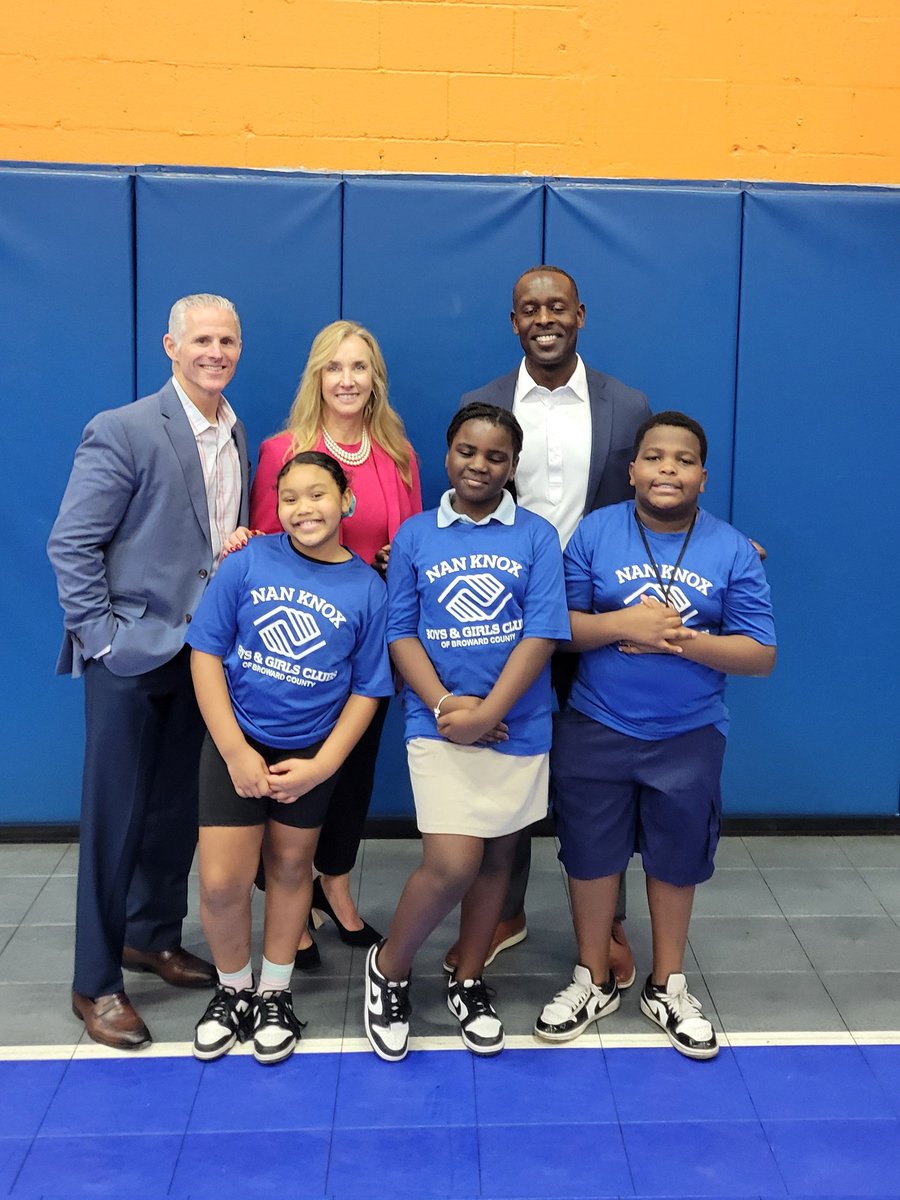 Had a great visit at one of the Boys & Girls Clubs of Broward County sites. My student tour guides were able to share their daily experiences. I'm looking forward to strengthening this partnership! @BGCofBroward
