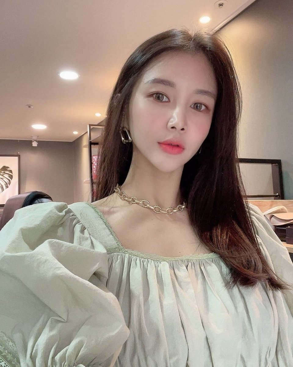 It's windy out there. Come home with me.