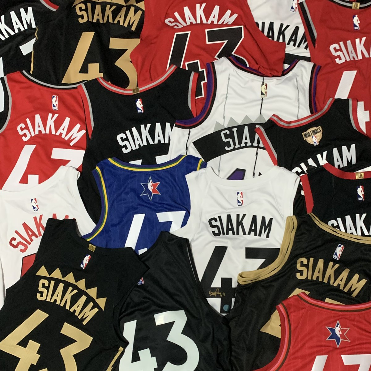 TheCliffLee's tweet photo. @pskills43 @PlayersTribune Spot a 43. https://t.co/cdfwnqmKGd