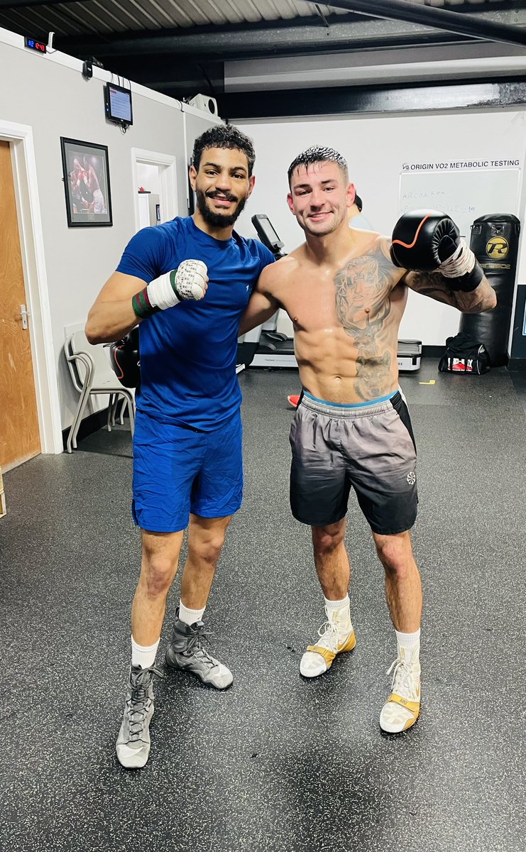 Great sparring today down <a href="/origingym/">origin gym 🚜</a> with our prospect Ahmed Hatim and <a href="/SamNoakes3/">Sam Noakes</a>. These two put in a quality 8 rounds under the watchful eyes of trainers Jimmy Tibbs and Alan Smith and it was a pleasure to witness! @Goowin_Boxing <a href="/Streetwisemgt/">StreetwiseManagement</a> <a href="/MarkTibbsBoxing/">MarkTibbsBoxing</a>
