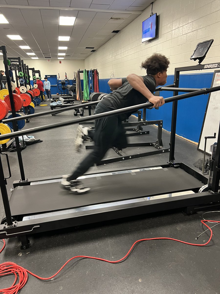 @etowahfootball has the ONLY ShredMill in a high school in the state of Georgia! If you want to be the best, then train with the best equipment under the eye of a CSCS Coach ( Andrew Sugg). Great things are happening on Eagle Mountain! #TEAM48 @Etowah_Recruits @EtowahStrength