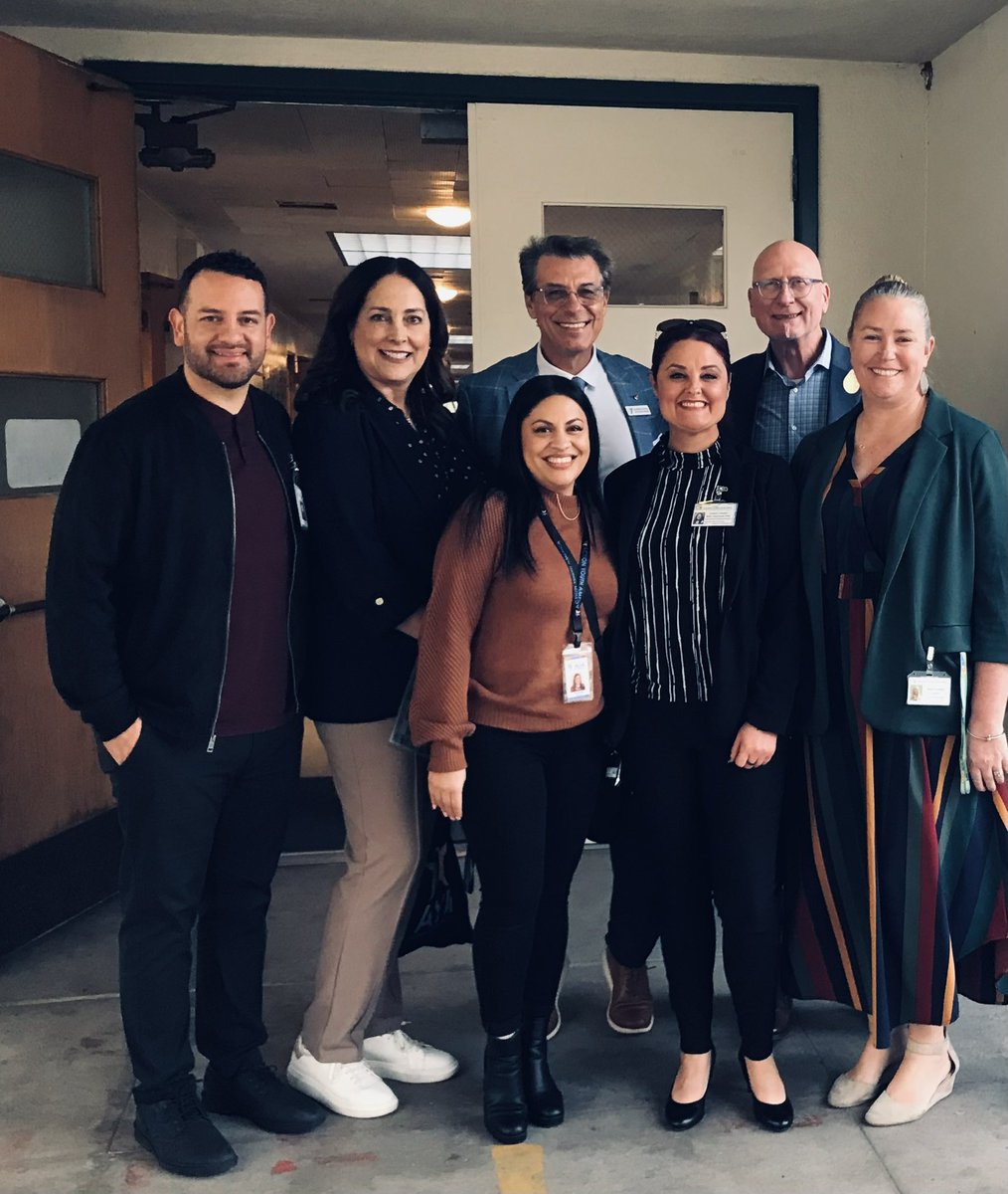 AYA_Programs's tweet image. Expressing gratitude to Michael Funk, the Director of the Expanded Learning Division (EXLD) at the California Department of Education, for his visit to AYA Long Beach WRAP. We greatly appreciated the pleasure of having him with us.

#aya #actionyouthamerica #afterschool #students