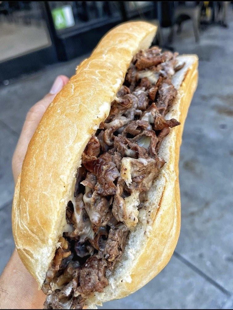 Philly Cheesesteak 🗽