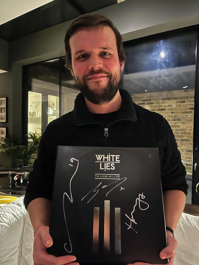 White Lies tweet media