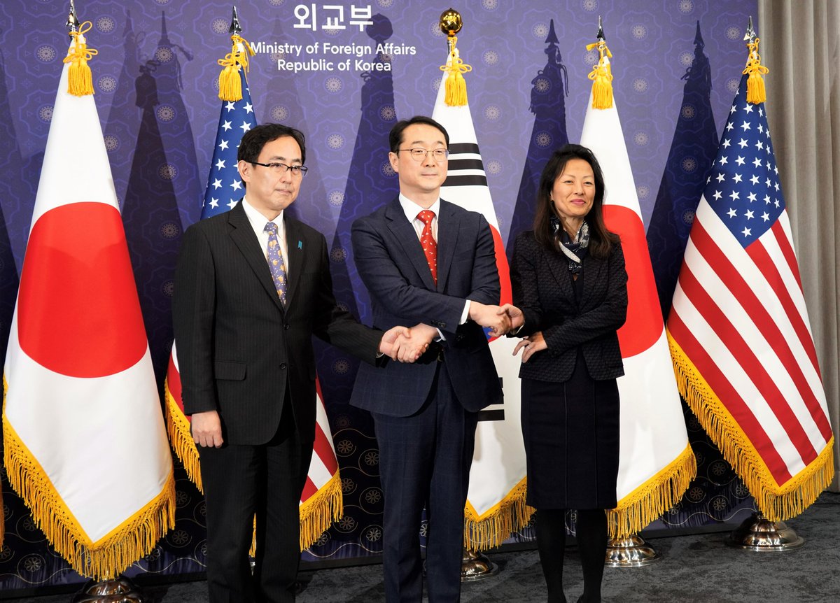 U.S. Senior Official for the DPRK Jung Pak met trilaterally in Seoul with her ROK and Japanese counterparts to discuss how to address the complex and evolving security threat posed by the DPRK. state.gov/u-s-senior-off…