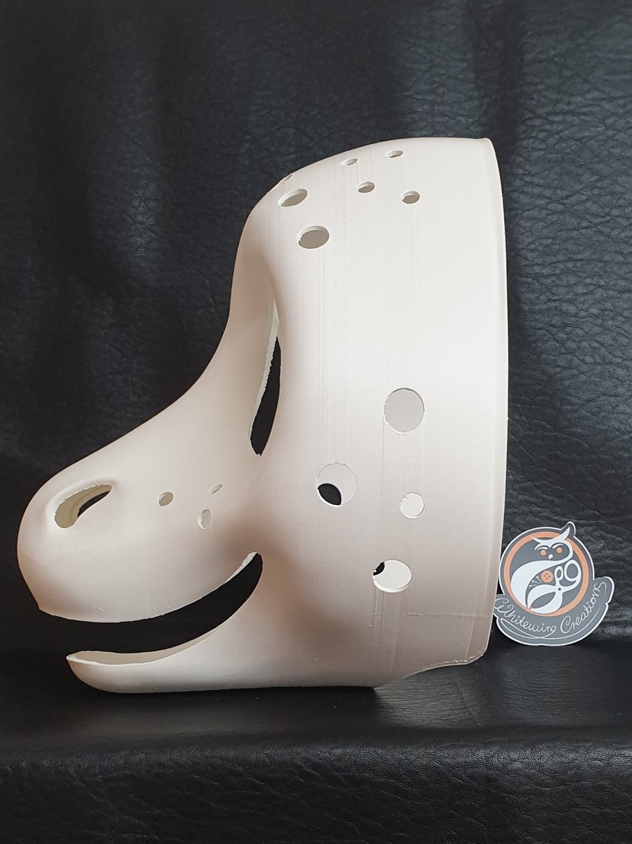 whitewingsuits's tweet photo. Heute zum #FursuitFriday möchte ich euch unsere neue Engelsdrachen-Base vorstellen. In Zusammenarbeit von 🦅 und 🦉
Für ein zukünftiges Projekt
#3DModel #3DBase #furries #fursuit #furryfandom #furry #ilovemyjob https://t.co/tWy0bOCnpS