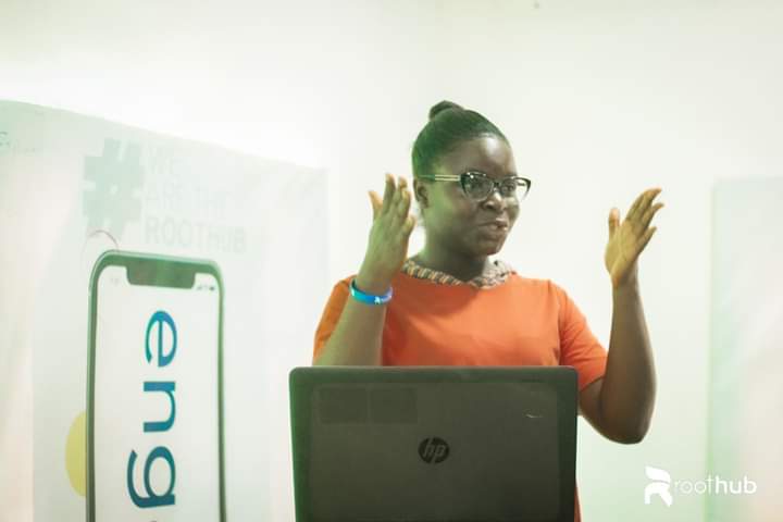 creativeyarky's tweet photo. By the time three, four panelists shoot their questions to you, you'll lay down your head and study smart all through the week.

It was PRESENTATION FRIDAY at @Theroothub

Trust me!
Root hub rocks!

#wearetheroothub  #roothub https://t.co/c2UzroQtAz