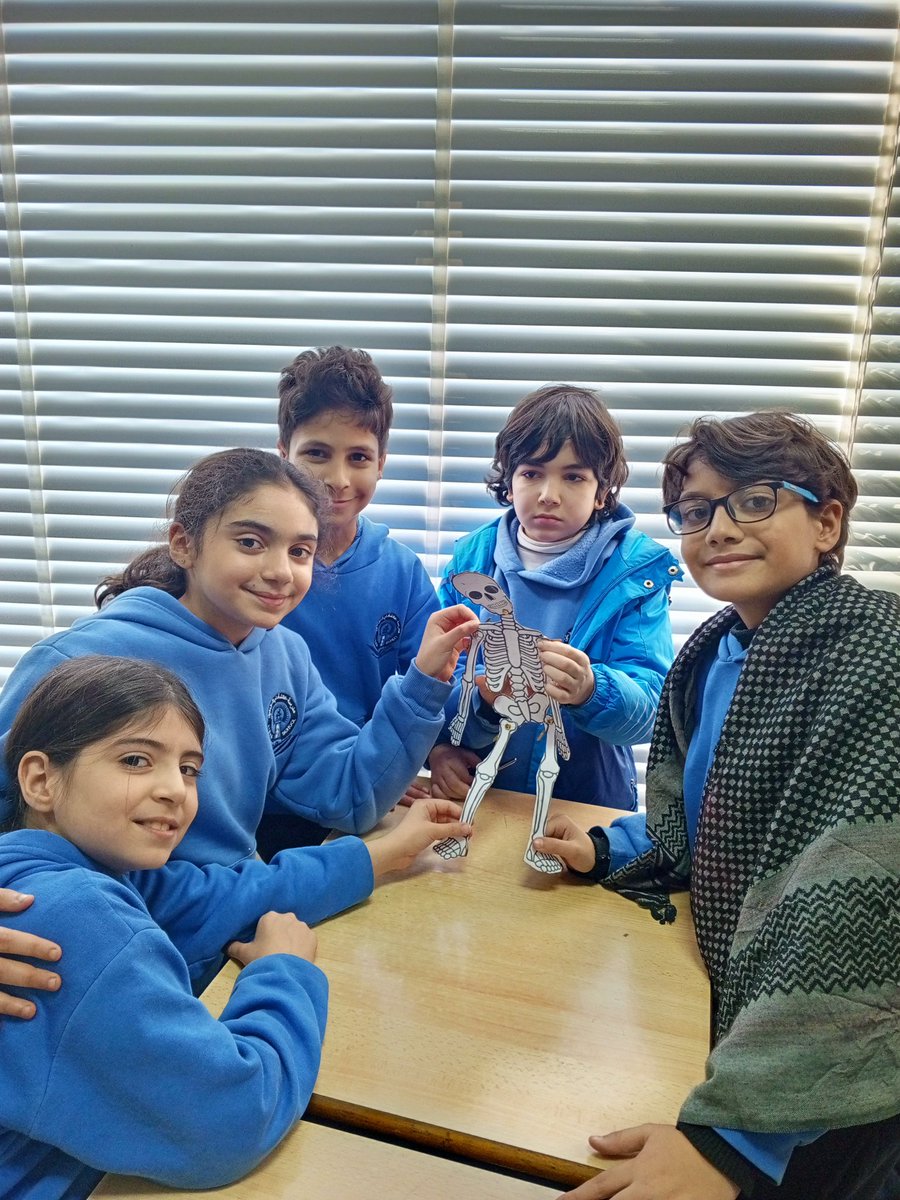 Grade 4 learners identified the parts of the skeleton through using makey makey and building skeleton puppets. 💀 💀
<a href="/MakAishaSchool/">MakAishaSchool</a>
<a href="/NElakhdar/">Nour elakhdar</a>