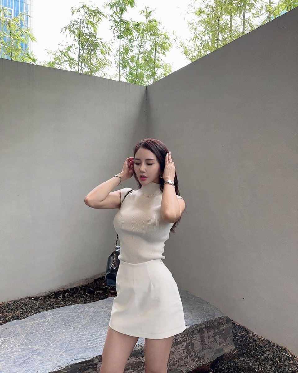 It's windy out there. Come home with me.