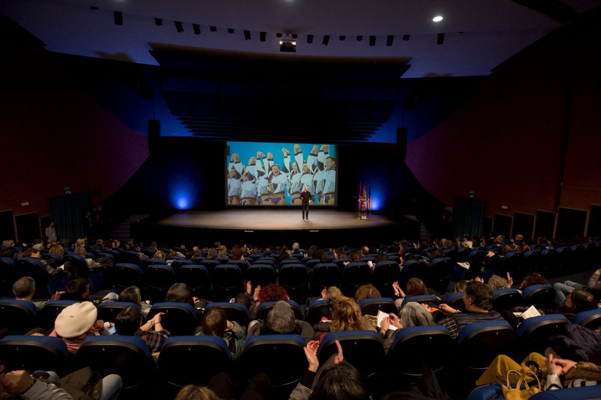 JuegoSostenible's tweet photo. Torrelodones se une al Proyecto FES con dos talleres de Pedro García Aguado sobre la prevención de adicciones para jóvenes y adultos a través de la formación, educación y sensibilización como ejes clave para conseguirla.
#proyectofes #adiccionescomportamentales https://t.co/rb0KEr1Ld3