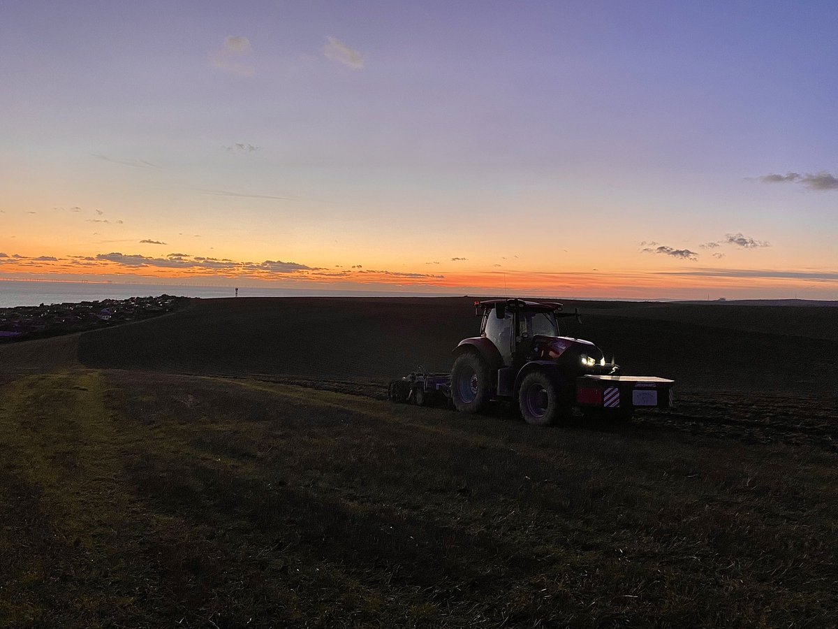 EdHilton3's tweet photo. Making the most of the dry weather getting some ground ready for spring drilling @sussexfarming https://t.co/SVDJueyDOD
