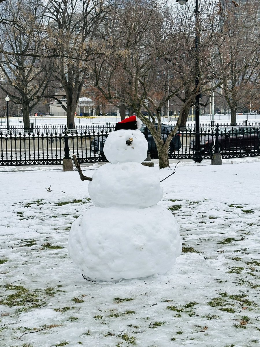 MartinaCurtin's tweet image. Day 19 #100Daysofwalking 
Happy Friday from a chilly Boston! 🥶🥶🥶
#Weekendjoy #Brrrr #MentalHealthAwareness 
@mnamheiricea @NewstalkFM @NTBreakfast