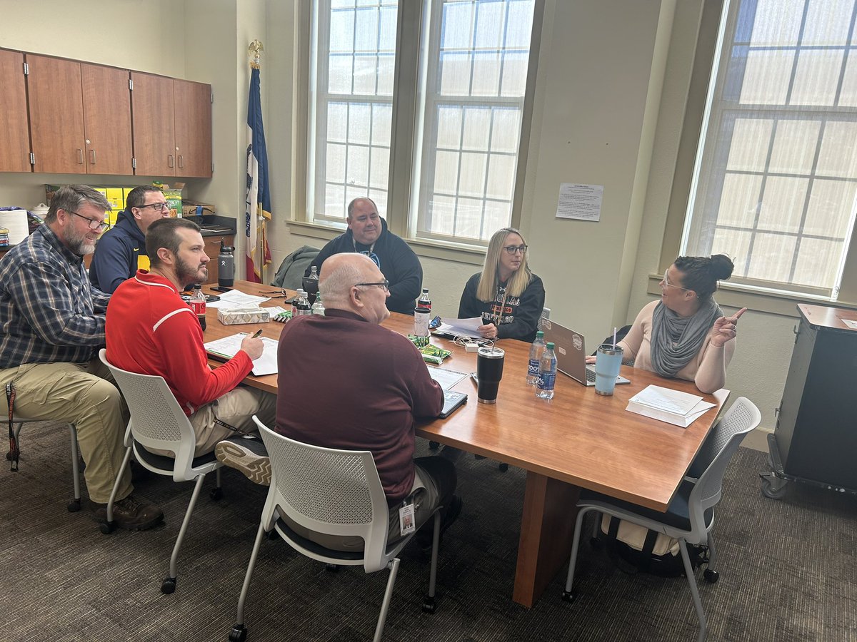CBCSD_SFS's tweet photo. Shout out to @TJHighSchool_CB Admin Team for coming in on a Snow/Cold Day for some Professional Development! We appreciate your dedication to supporting students and families! 🧡🖤 https://t.co/nWPYpp4gOf