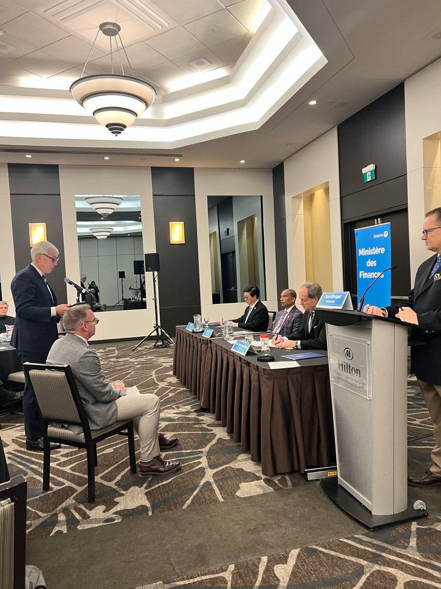 SenecaPoly's tweet photo. This morning, @SenecaPresident David Agnew appeared before the Minister of Finance and provincial MPPs to advocate for the financial sustainability of the post-secondary sector, emphasizing that an investment in students is critical to moving the province forward. #OnPoli https://t.co/BwbOrEI7G7