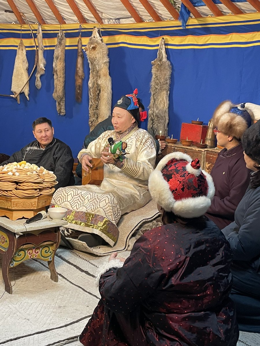 Storytelling is part of Mongolia’s cultural heritage going back centuries.

Tonight I heard a tale from 600 years ago: the heroic Epic of Jangar told in Khovd, one of the Western provinces where storytelling has been preserved… and now revived.

#GoMongolia #visitMongolia