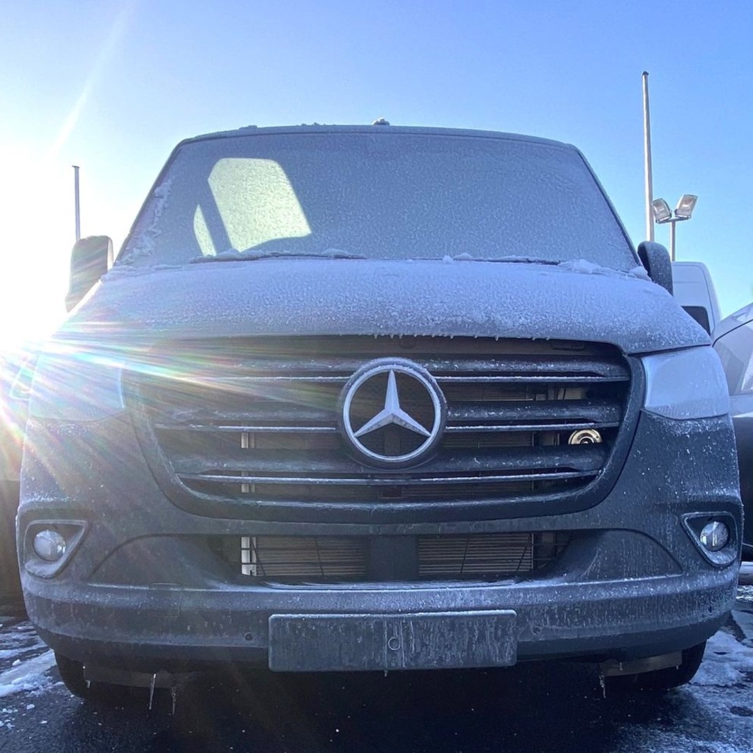 It’s been an un-brrrr-elievable cold one this week. 🥶

Here's how you can get your van winter ready! 

🚚: youtube.com/watch?v=marr7w…
📸: MBNI Truck and Van