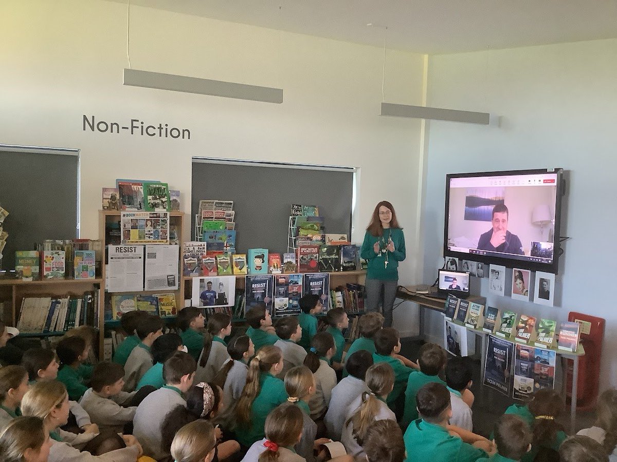 Wood End School tweet media