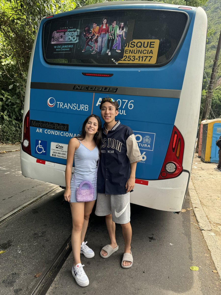até no ônibus, gente que issooooo