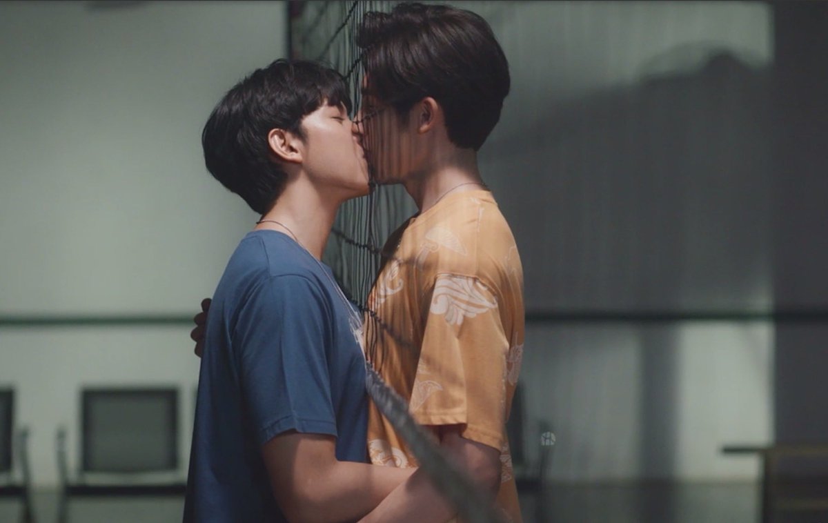 Ryanpanya_'s tweet photo. ทะลุเน็ตไปเลย 😘
Twins The Series สลับรัก นักลูกยาง วันศุกร์  22.45น. ทางช่อง 3HD กด33 ชมย้อนหลังได้ทาง3Plus and Gagaoolala
#TwinstheseriesFinalEP https://t.co/lPVTwZdfC4