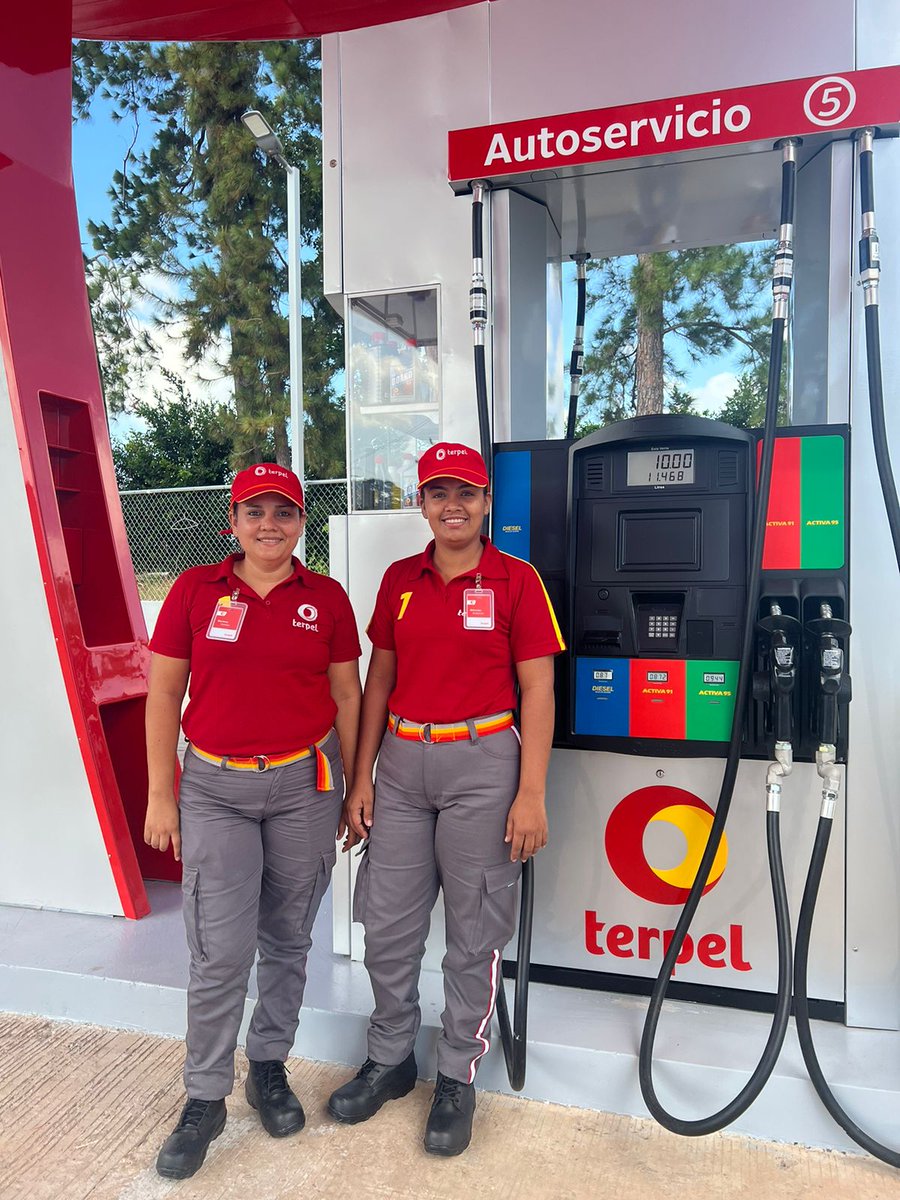 terpelpanama's tweet photo. Este 2024 continuamos creciendo para llegar a cada rincón del país 🤩. Te invitamos a conocer la NUEVA Estación Terpel La Mitra, tu nueva #ParadaOficial para cargar de energía tu vehículo ⛽
⛽ Autoservicio
🤩 Friend Terpel
☝ Flotas Terpel
🌞 24 horas
🔧 Lubricantes Terpel https://t.co/gnnoKindyc