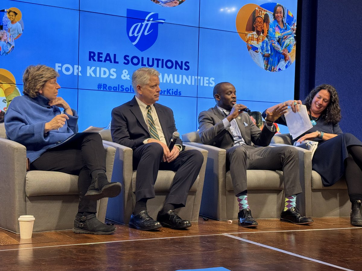 AFTunion's tweet photo. @rweingarten @amyloid1 @amyloyd1 .@MannyLamarre: When students have access to good careers, they thrive. How do we do this? By not just creating jobs, but GOOD jobs. By making opportunities for vulnerable populations. By partnering with government to scale our work. #AFTCSI #RealSolutionsForKids https://t.co/K30n2CQ7GN