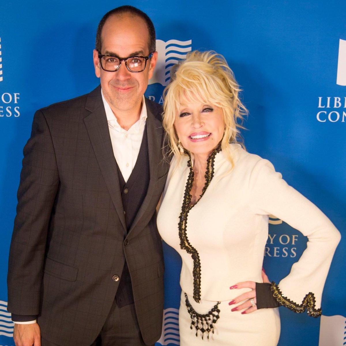 dcpl's tweet photo. 🎉 Celebrating the incredible @DollyParton on her special day! 🎂 Not only a music legend but also the cherished Book Lady for countless DC families. 📚 Thanks to the #BooksFromBirth program from @dollyslibrary!
Sign up today: https://t.co/M4G8jlOjvL https://t.co/F986RlB8JE