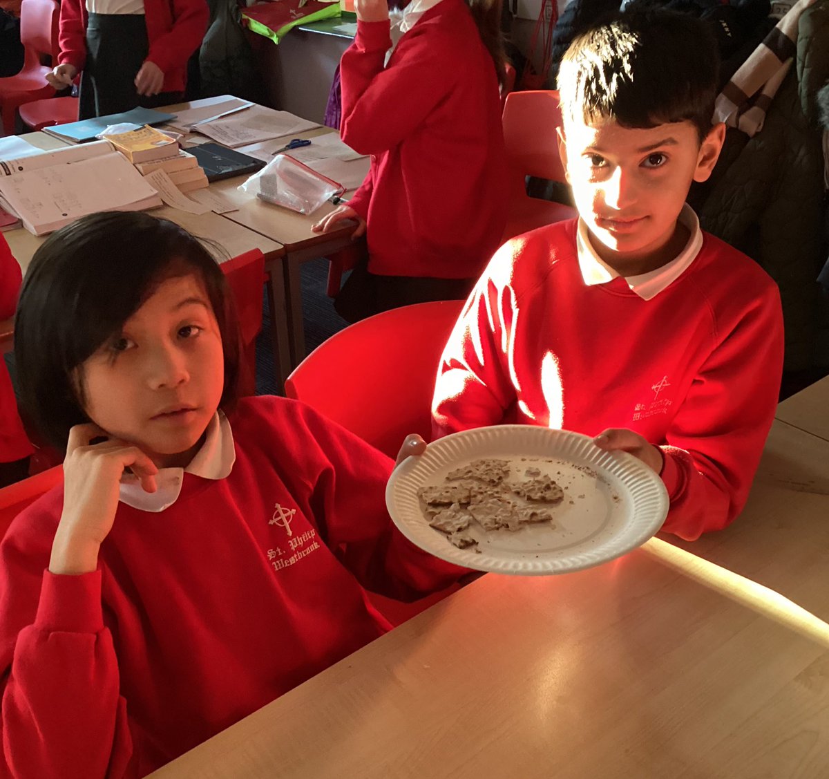 Two special visitors came into our class this week to teach us about Islam and Judaism for World Religion week. We also had a chance to experiment with friction in science, learning why the icy ground outside is so slippery! ☪️✡️🕉️🪯✝️ #teamstphilips <a href="/StPhilipCEAP/">St Philip Westbrook</a>