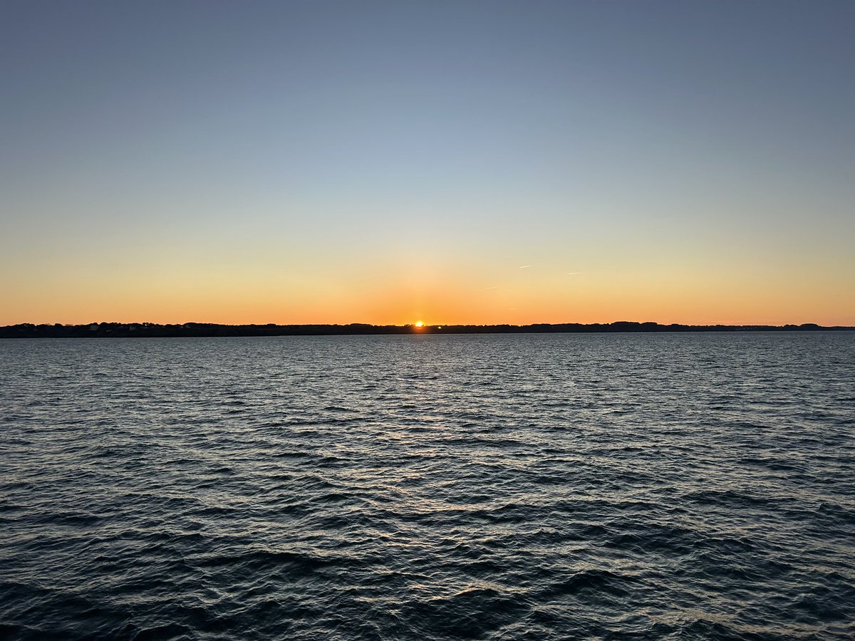 Une bien triste journée pour la communauté des entrepreneurs du numérique en #Bretagne … 😢
Nous ne sommes vraiment rien. Profitons de la vie tant qu’elle nous sourit !