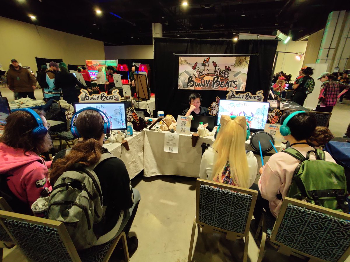 We're live at day 2 of #MAGFest2024! Please stop by Bunny Beats at Table 24 in #MIVS (Hall C) - hope to see you there! 🐇🎶