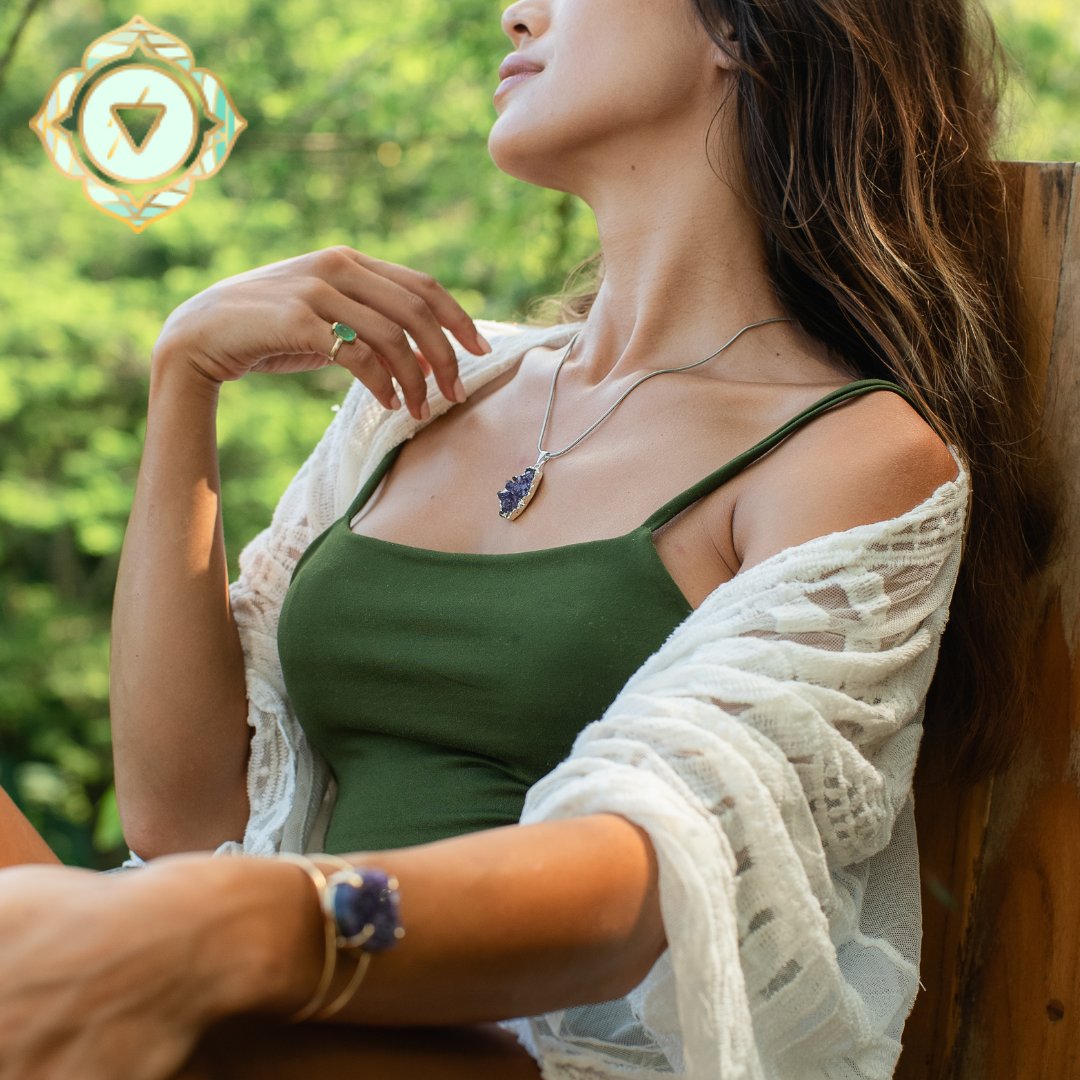 LaterraGems's tweet image. Shop our stunning gemstone jewelry collection now! ✨ #GemstoneJewelry #NaturalGems shop.laterragems.com/collections/je…