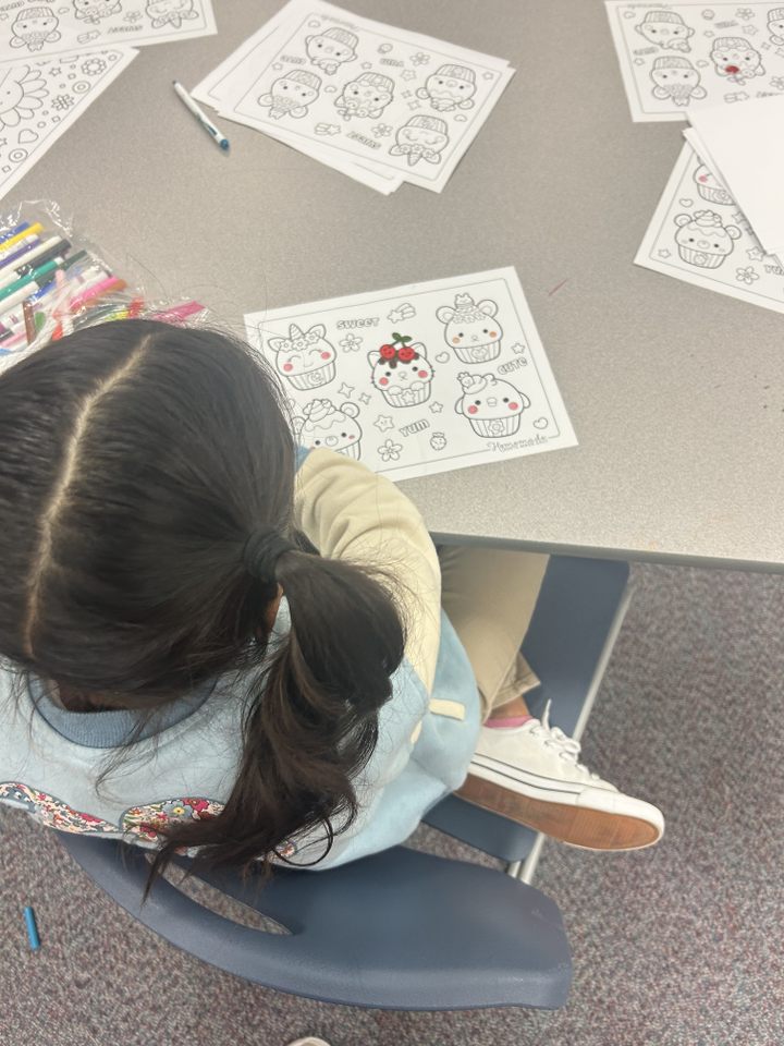 Hello, @landis_es We're baaaack! We eased the girls back into programming with a few of their favorite activities. The smiles tell it all! 😊🤩 

#strongsmartbold #youthdevelopment #aliefisd #championforgirls #progirl #empoweragirl