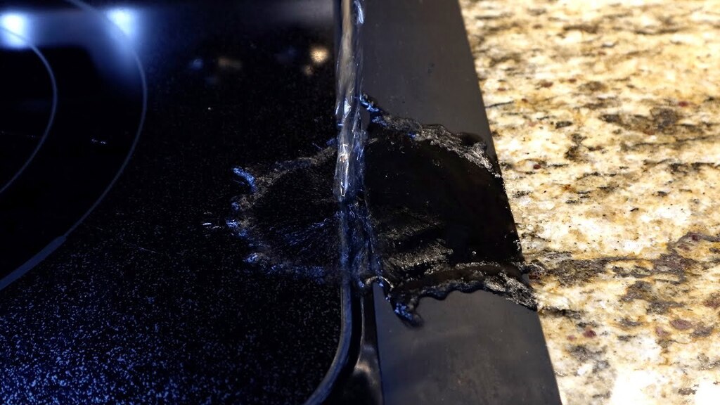 reviewedbyphil's tweet photo. Watch my Silicone Countertop Stove Range Gap Cover Review: https://t.co/KqOMMQbIgc https://t.co/oqDyOGQp2I