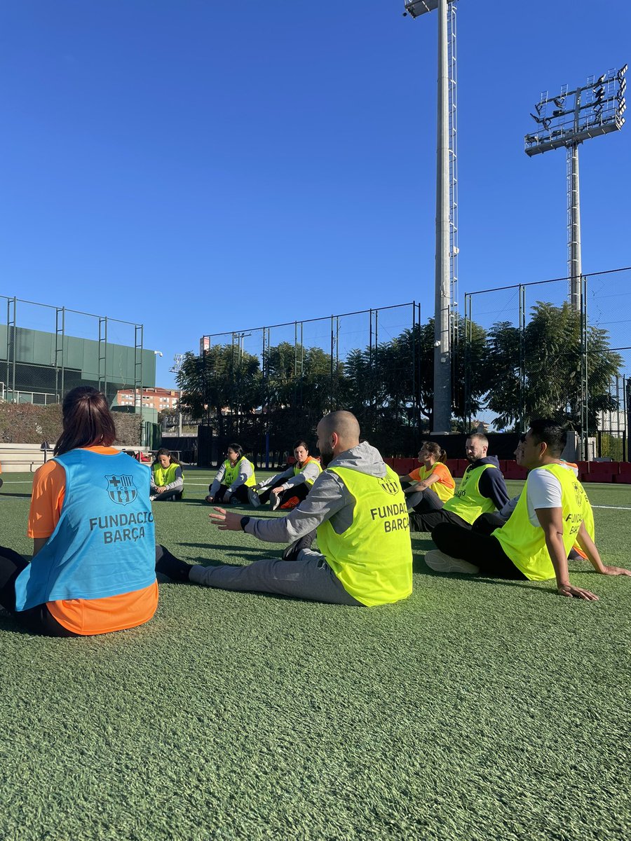FundacioFCB's tweet image. Primer seminario global de la metodología SportNet de la Fundación para educadores procedentes del Perú 🇵🇪, Chile🇨🇱, Colombia🇨🇴, República Dominicana🇩🇴 y México🇲🇽, así como otros de diversas poblaciones de Cataluña.🌎