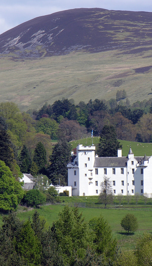 Undiscovered Scotland tweet media