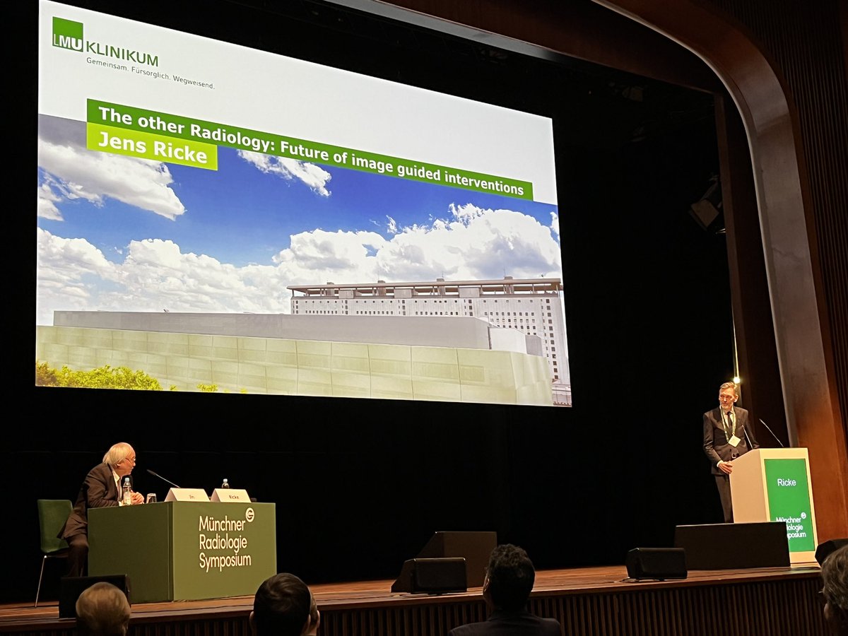 Herzliche Grüße vom #MünchnerRadiologieSymposium! Viele spannende Vorträge einer hochkarätigen Besetzung! 🚀