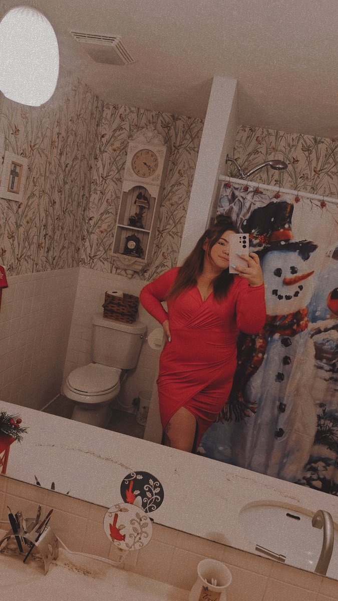 Go fund my 21st birthday, Ill be sure to post losts of pics if you piggies buy all of my items for my bday

Cashcow paypig findom finsub finslave hotbrat humanatm fetish