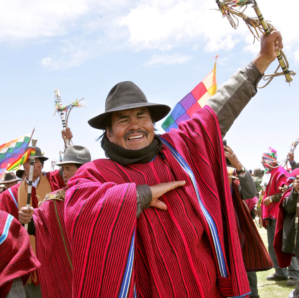 Hoy recordamos el día en que nuestro querido hermano y amigo, Felipe Quispe, falleció. Fue un gran líder que luchó por la nacionalización de nuestros recursos naturales, la recuperación de la democracia en 2020 y la unidad de los pueblos originarios. ¡Jallalla hermano Felipe!