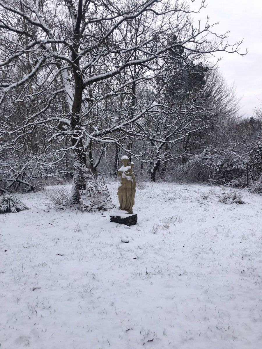 Gertrud hat kalt.
Glaube ich.🤷🏻‍♂️