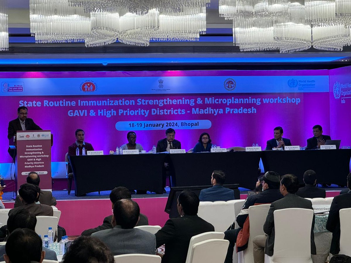healthminmp's tweet image. उज्जैन और छिंदवाड़ा शहर की टीकाकरण टीम को ०-5 साल के बच्चों के टीकाकरण रिकॉर्ड का यूविन में पूरे प्रदेश मे सर्वप्रथम डिजिटल किये जाने पर मिशन डायरेक्टर, राष्ट्रीय स्वास्थ्य मिशन, मध्य प्रदेश तथा एडिशनल कमिश्नर, टीकाकरण, भारत शासन द्वारा भोपाल में आयोजित वर्कशॉप मे सराहा गया |