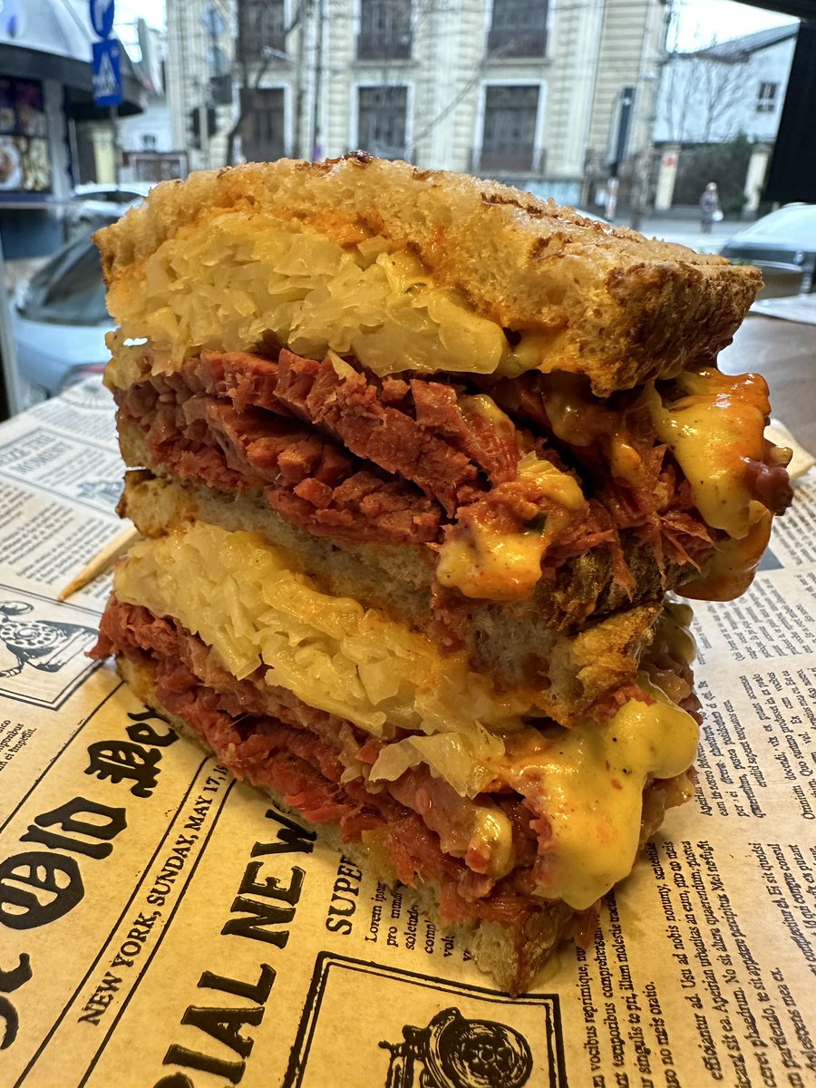 Mark8278's tweet photo. Probably the Best Reuben  Sandwich I’ve ever tasted! #Bucharest #Pastrami https://t.co/rw62M6mQpn